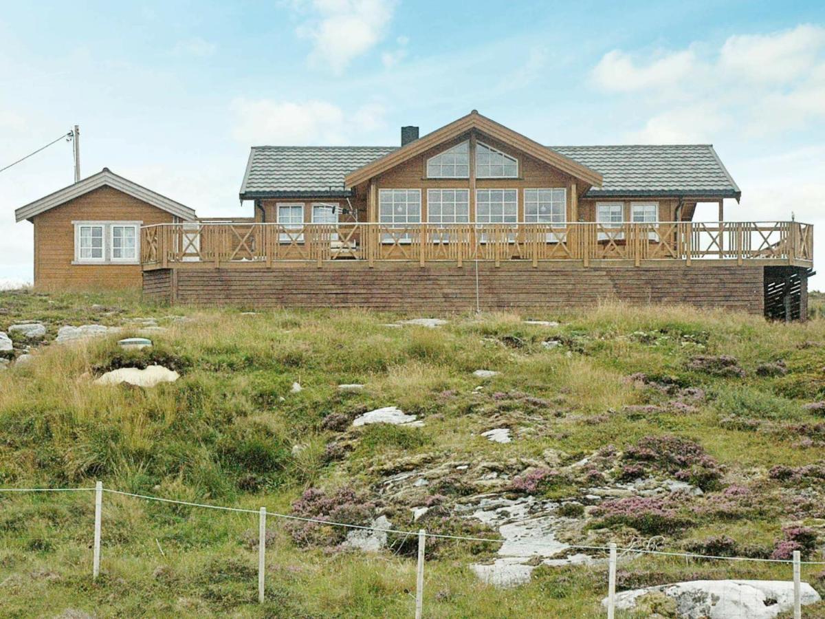 Three-Bedroom Holiday Home In Dyrvik Tuvnes 部屋 写真